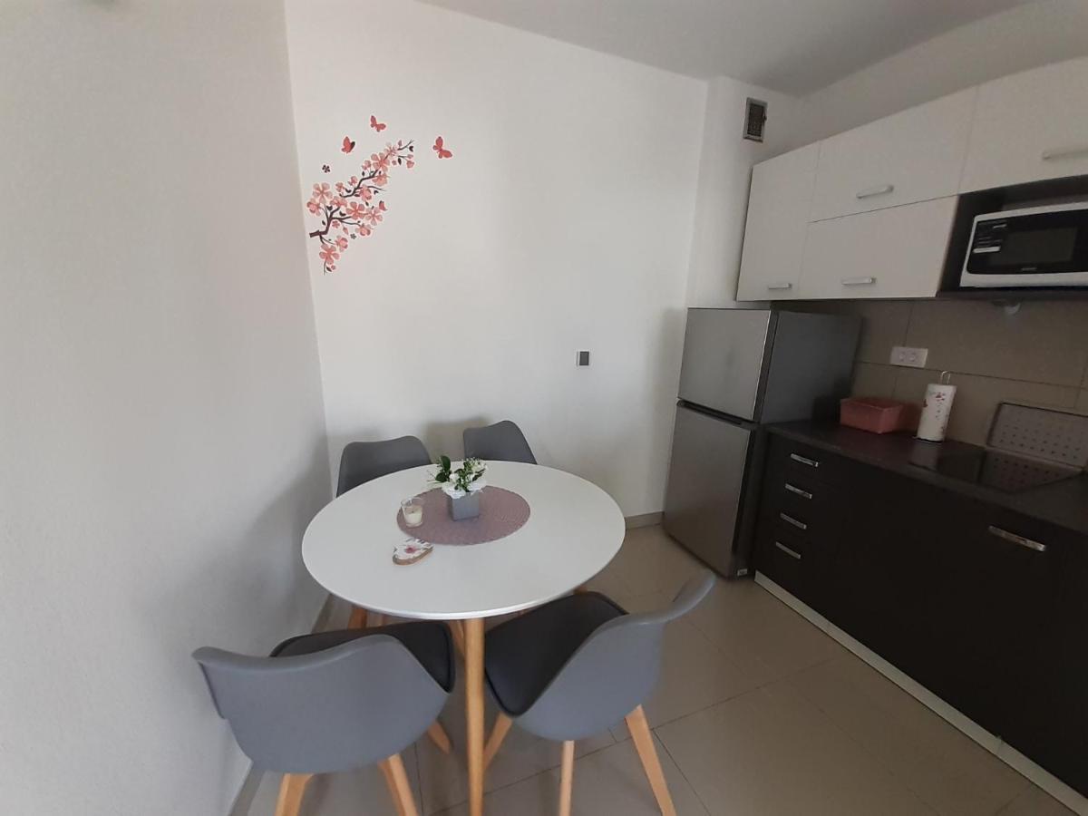 Apartment Vesel Malinska Extérieur photo